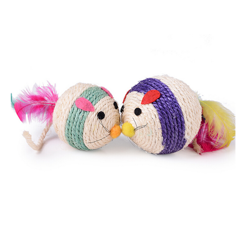 Mice Sisal Ball with Feather